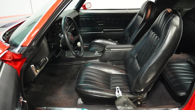 Unknown-Camaro-1973-Red-Black-36
