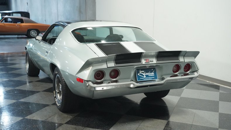 Unknown-Camaro-1973-Silver-Metallic-Black-20