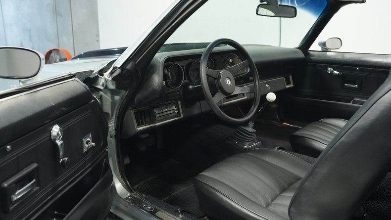 Unknown-Camaro-1973-Silver-Metallic-Black-32