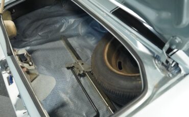 Unknown-Camaro-1973-Silver-Metallic-Black-48