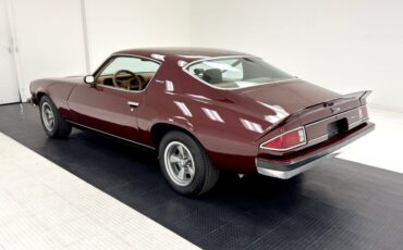 Unknown-Camaro-1974-Medium-Red-Metallic-Saddle-1