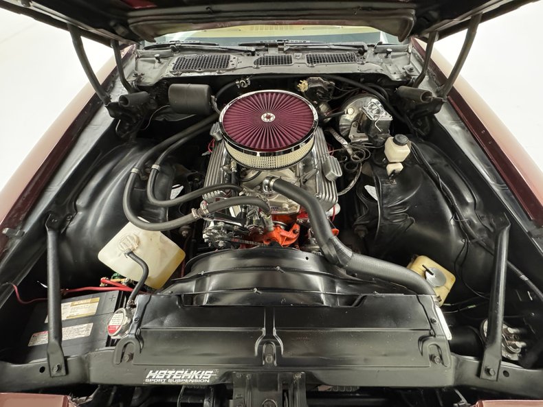 Unknown-Camaro-1974-Medium-Red-Metallic-Saddle-25