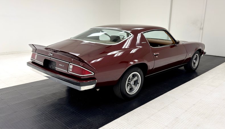 Unknown-Camaro-1974-Medium-Red-Metallic-Saddle-3