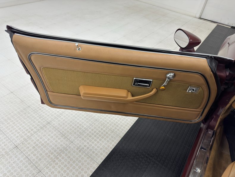 Unknown-Camaro-1974-Medium-Red-Metallic-Saddle-31