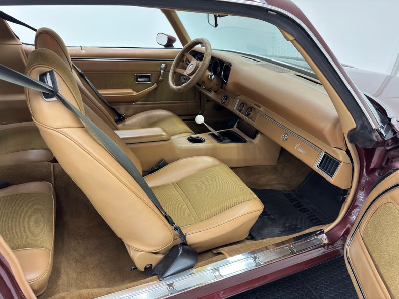 Unknown-Camaro-1974-Medium-Red-Metallic-Saddle-35