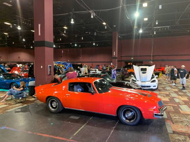Unknown-Camaro-1974-Red-1
