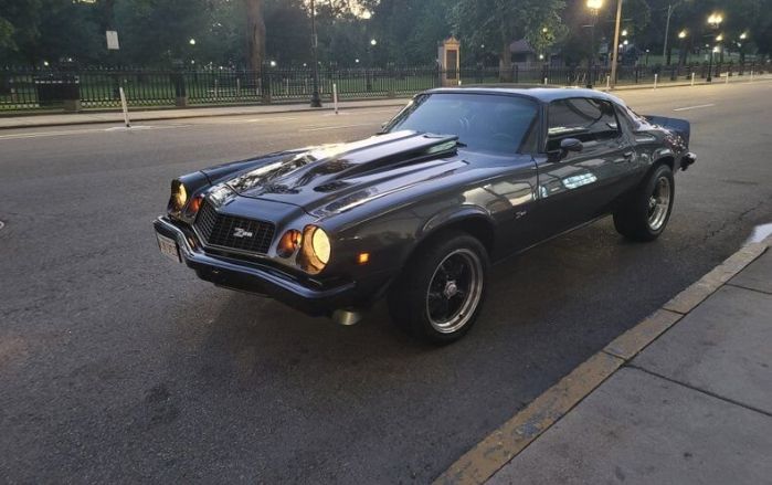 Unknown-Camaro-1975-Graphite-Metallic-Black-Vinyl-9