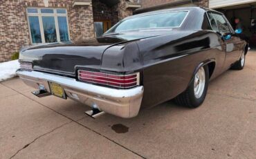 Unknown-Caprice-1966-Black-Cherry-Black-7