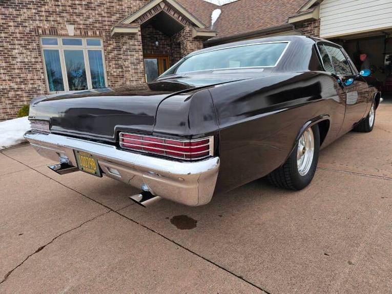 Unknown-Caprice-1966-Black-Cherry-Black-7