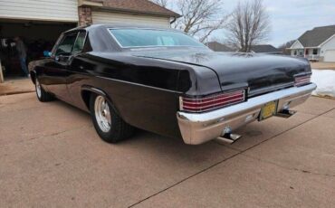 Unknown-Caprice-1966-Black-Cherry-Black-9