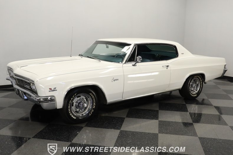 Unknown-Caprice-1966-Ermine-white-Blue-13
