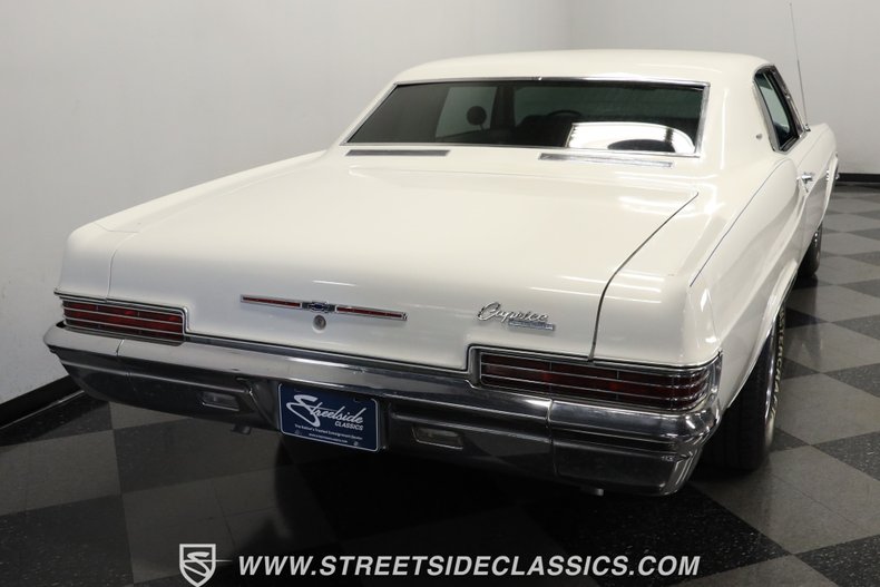 Unknown-Caprice-1966-Ermine-white-Blue-15