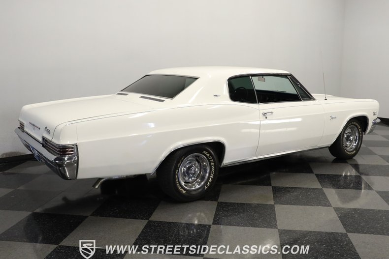 Unknown-Caprice-1966-Ermine-white-Blue-17