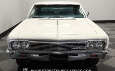 Unknown-Caprice-1966-Ermine-white-Blue-21