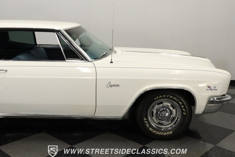 Unknown-Caprice-1966-Ermine-white-Blue-30