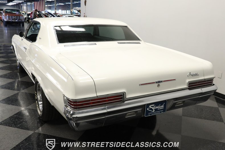 Unknown-Caprice-1966-Ermine-white-Blue-37