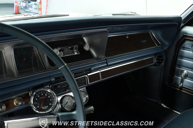 Unknown-Caprice-1966-Ermine-white-Blue-47