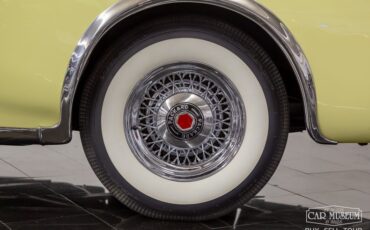Unknown-Caribbean-1953-Carolina-Cream-Red-ampamp-White-37