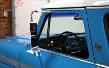 Unknown-Carryall-1966-Teal-Teal-22