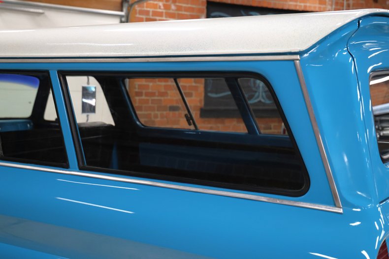 Unknown-Carryall-1966-Teal-Teal-24