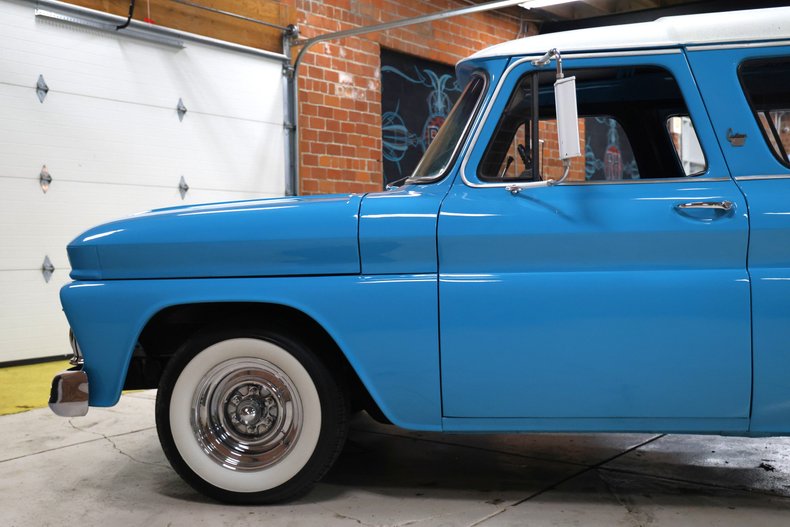 Unknown-Carryall-1966-Teal-Teal-29