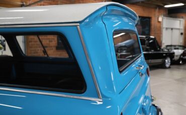 Unknown-Carryall-1966-Teal-Teal-35