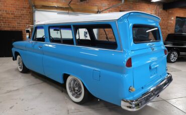 Unknown-Carryall-1966-Teal-Teal-42