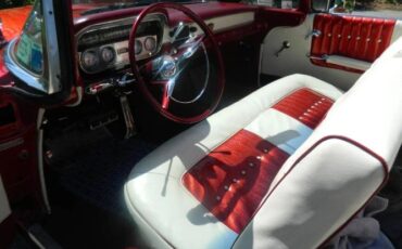 Unknown-Catalina-1960-Red-White-Vinyl-12