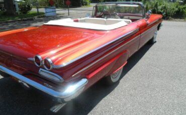 Unknown-Catalina-1960-Red-White-Vinyl-2