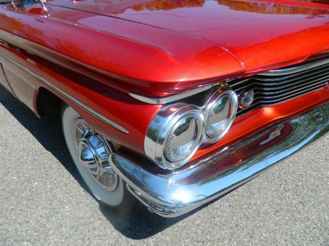 Unknown-Catalina-1960-Red-White-Vinyl-4
