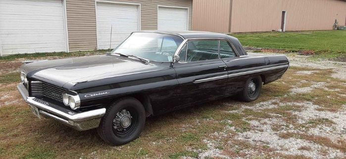 Unknown-Catalina-1962-Black-Silver-15