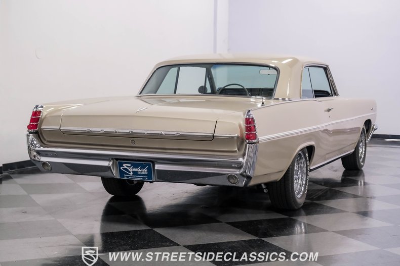 Unknown-Catalina-1963-Caravan-Gold-Fawn-37