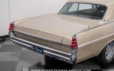 Unknown-Catalina-1963-Caravan-Gold-Fawn-38