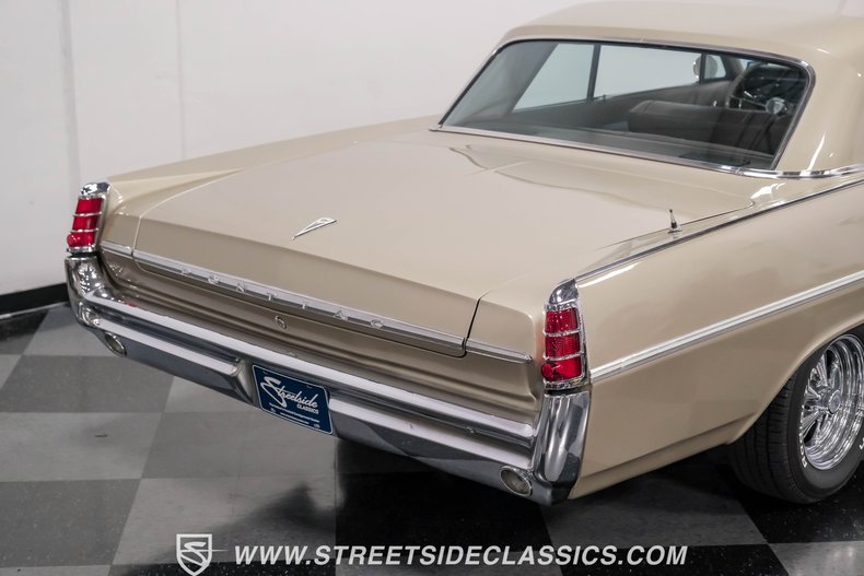 Unknown-Catalina-1963-Caravan-Gold-Fawn-38