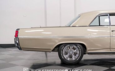 Unknown-Catalina-1963-Caravan-Gold-Fawn-42