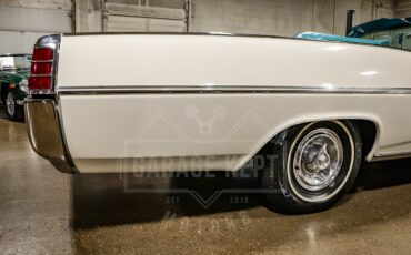 Unknown-Catalina-1963-White-Blue-41