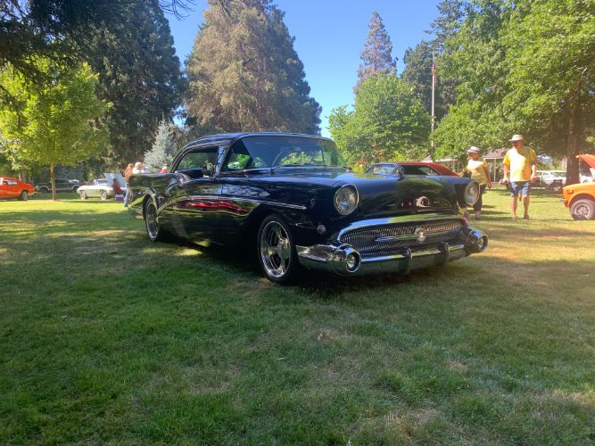 Unknown-Century-1957-Black-2