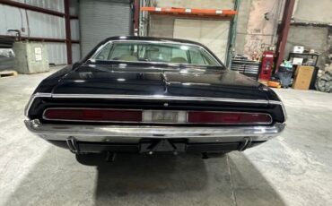 Unknown-Challenger-1970-Black-White-10