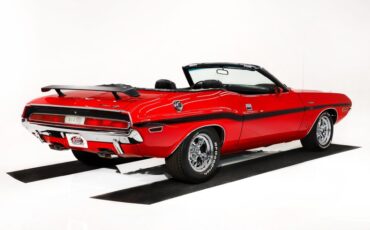Unknown-Challenger-1970-Bright-Red-Black-24