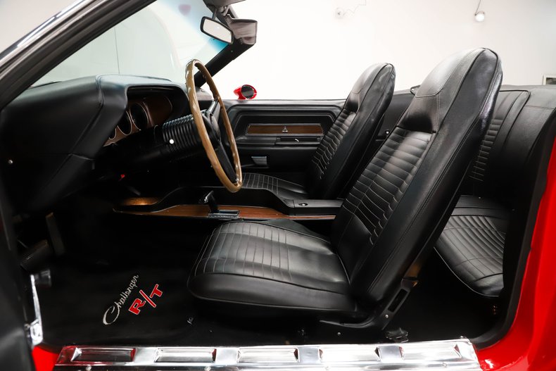 Unknown-Challenger-1970-Bright-Red-Black-25