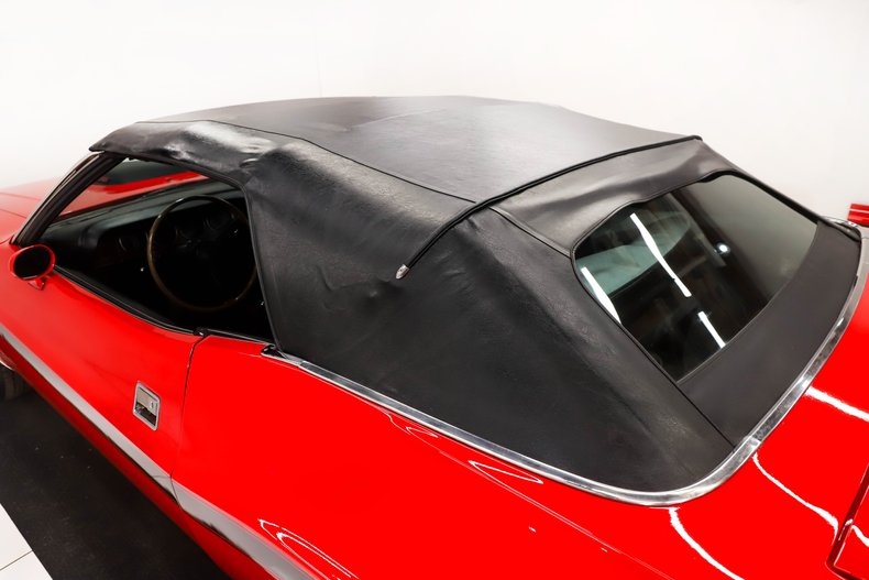 Unknown-Challenger-1970-Bright-Red-Black-31