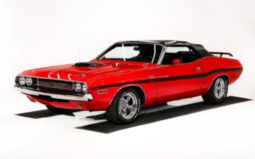 Unknown-Challenger-1970-Bright-Red-Black-32