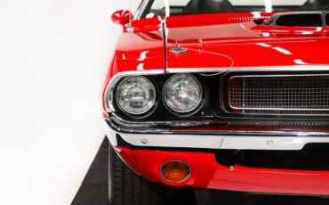 Unknown-Challenger-1970-Bright-Red-Black-34