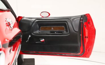 Unknown-Challenger-1970-Bright-Red-Black-35