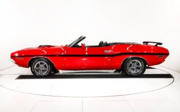 Unknown-Challenger-1970-Bright-Red-Black-40