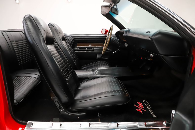 Unknown-Challenger-1970-Bright-Red-Black-46