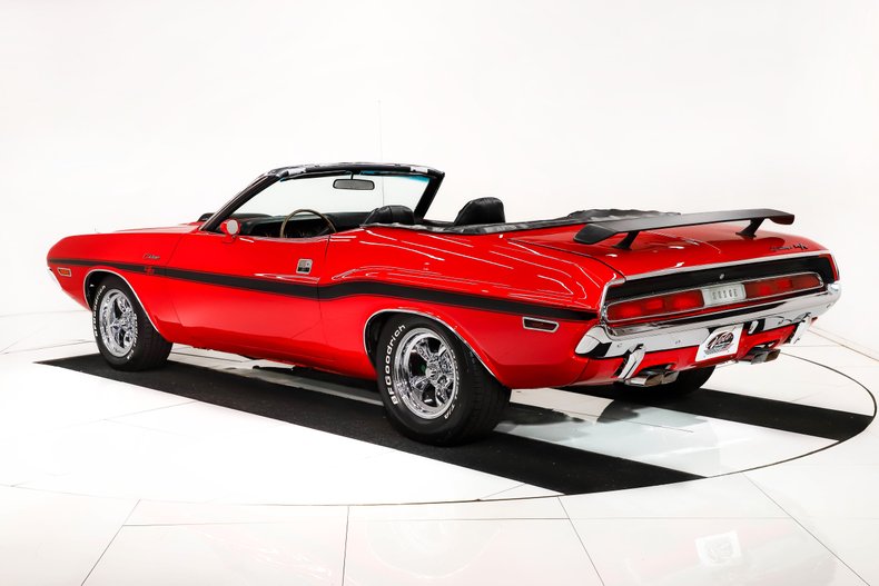 Unknown-Challenger-1970-Bright-Red-Black-5