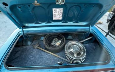 Unknown-Challenger-1970-Bright-blue-metallic-White-4