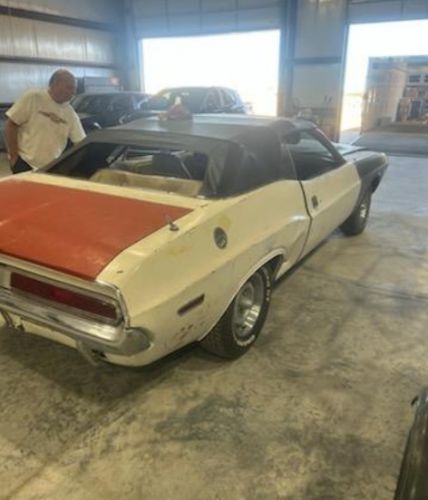 Unknown-Challenger-1970-Orange-3