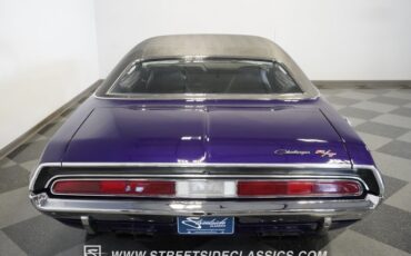Unknown-Challenger-1970-Plum-Crazy-Black-13